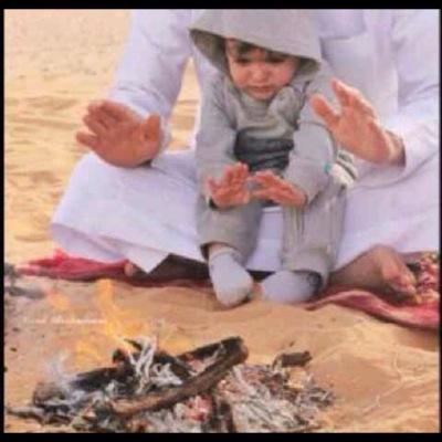 لآ تنتظر رد آلجماايل و آلآربآح 
ولآ تلتفت في طيبك إللي صنعته 

آلطيب بوجيہَ آلكريمين ما رآح 
والآ آلردي مآ ينفعك لو نفعته