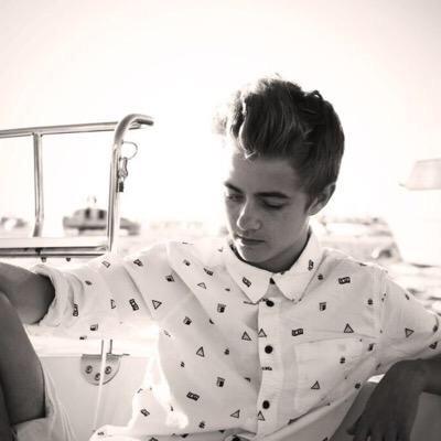 @dalllasgilinsky just gave you a free follow! follow @dalllasgilinsky for a follow back!