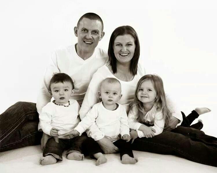 mickrough's profile picture. 