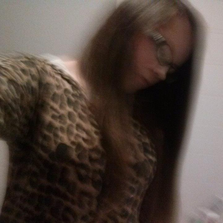 jade240201's profile picture. 13, i love one direction nd as say fuck the haters