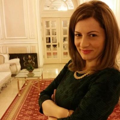 sabinaleganaru's profile picture. Co-Founder and General Manager of @webfuture| https://t.co/0iUEOdMxqV  |  https://t.co/IgD2mfZuS3