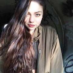 faIseslut's profile picture. dms