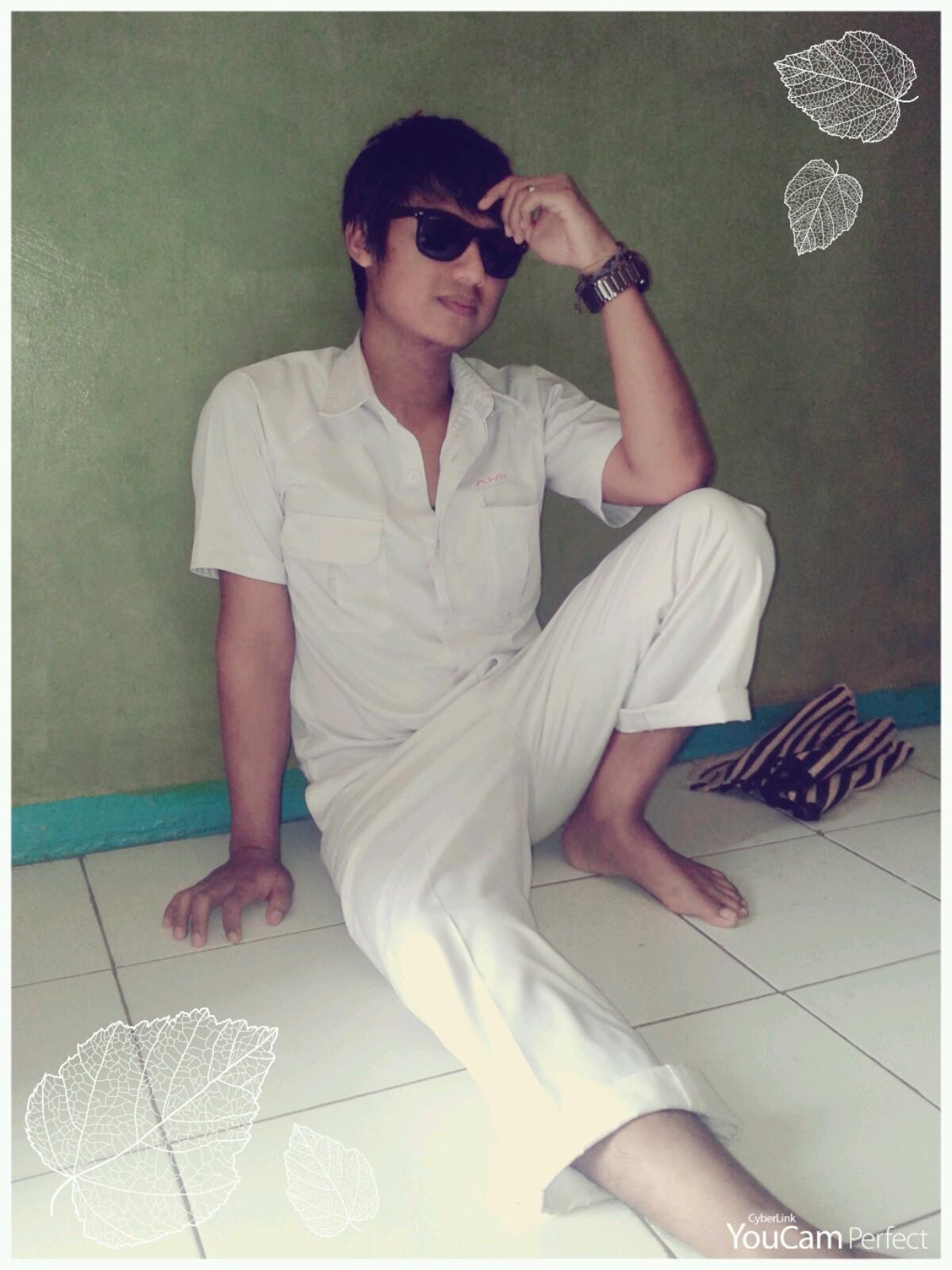 AgungIkhsanudin's profile picture. 