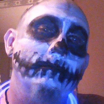 BehrensWarren's profile picture. , runecaster, chef, artist, cadillac conoisuerre