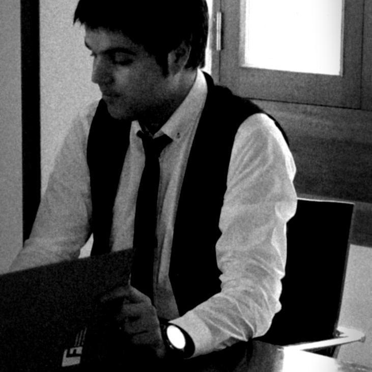 La gestión del cambio, la creatividad, habilidades comunicativas y sobre todo, un buen sentido común.