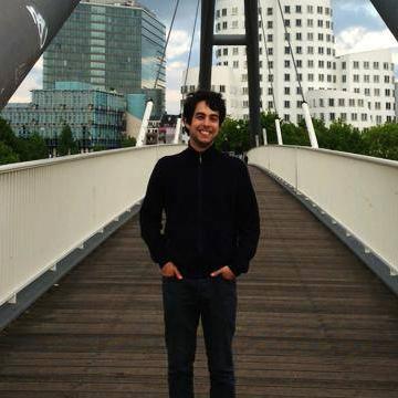 LLM IT/IP @ULisboa_ @pablodeolavide Experto Marketing Online @UIBuniversitat Músico y piloto de drones. Tuiteo sobre Derecho, Cultura, Tecnología, y mucho más