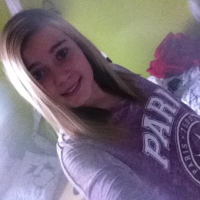 LenaSchurig's profile picture. welcome i have a vogel with a schuss deshalb gib my a like and a follow 
PLEASE PLEASE PLEASE PLEASE PLEASE PLEASE PLEASE PLEASE✌️