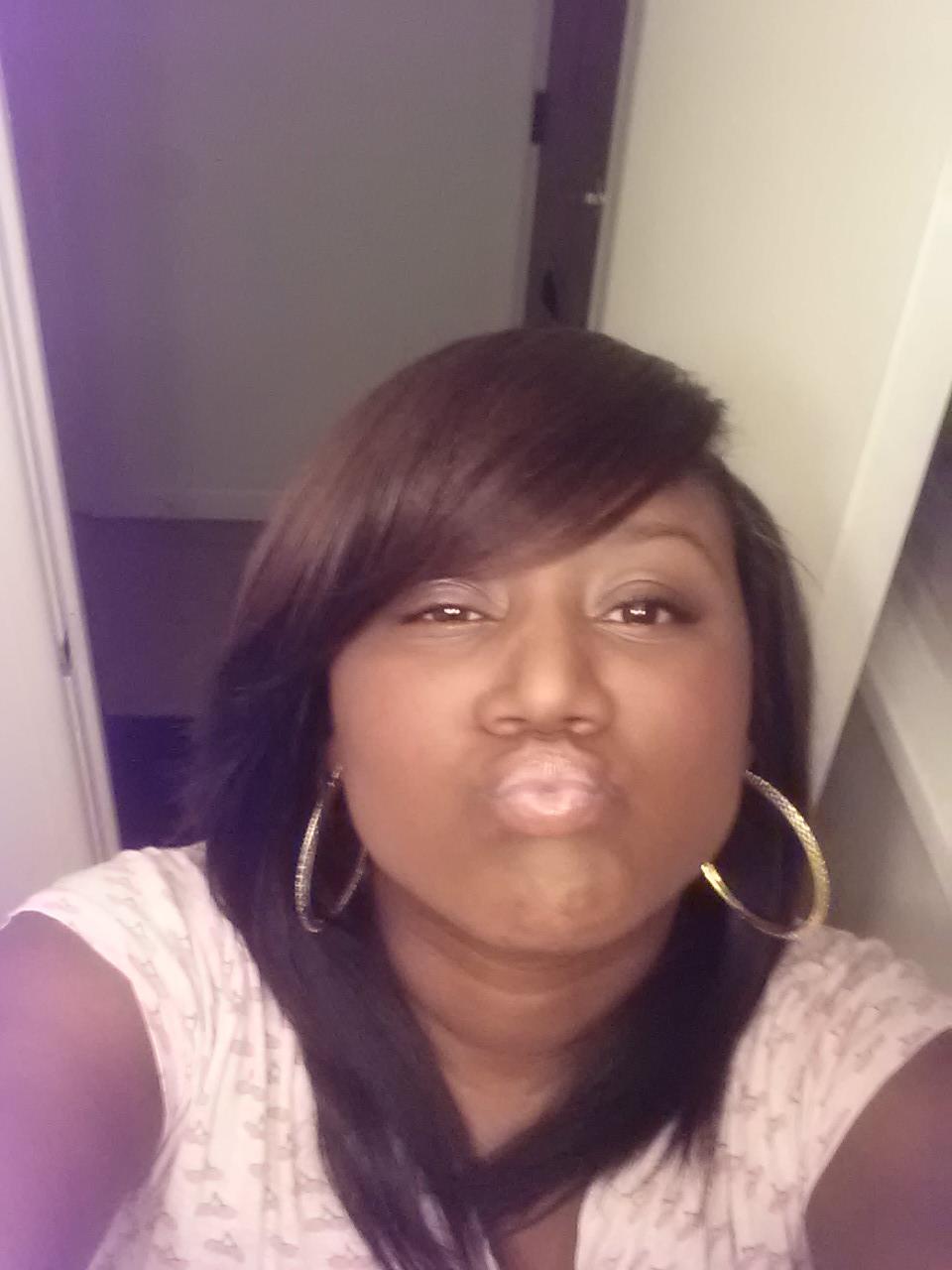 CandieGirl82's profile picture. I am exactly who you think I am ..........