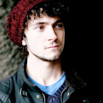 AncientIgnis's profile picture. The one with the odd eyes and a book. [Literate RP | 18 | Demon]