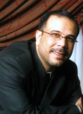 Poet | باحث و شاعر