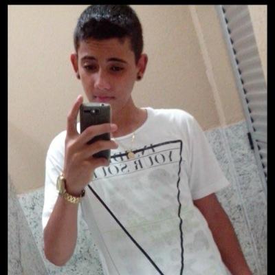 equipe2dedos's profile picture. -whats ? chama-lá ( 062 9433-9926 ) 
-Solteiro -16 anos'