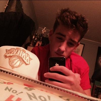 follow @notchrisguth