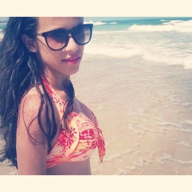 [...] Eu acho o seguinte : o problema é meu, a vida é minha. E quem não entende isso, tem que ir pqp'. ;**
http://t.co/WHZvRULlNo :)) http://t.co/fCft8EnXQX