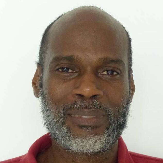 Fils adoptif du Mali. Chargé de projets culturels. Intérêts : sociologie, justice sociale, interculturalité, technologie, développement, écologie, poésie.