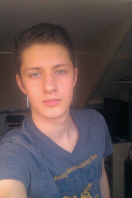 IG: Remcovhees. Snap: Thisisrem. App:06-50937010. c'est la vie ツ