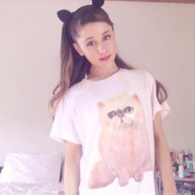 cinnamonmalum's profile picture. *walks into starbuck* wheres my grande?