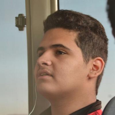 عبدالله الذي هو نفسه وليس انت هو @rahenah2013