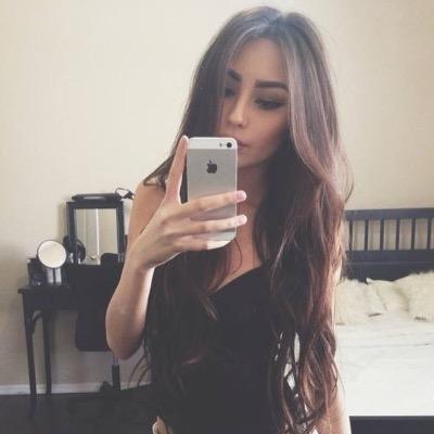 PavlovskaLina's profile picture. 