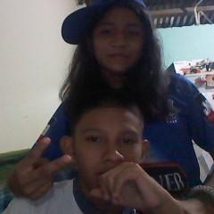 LOS MOMENTOS MAS FELICES DE MI VIDA SON CON ESTAS PERSONAS: LILI♥ROMINA♥HERRERA A EL YO MAS LO PASO DE POCA LO QUIEROMUCHO♥NOBOA♥JOSELYNE♥EMELEC♥♥♥♥♥