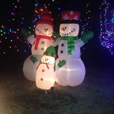 Football,Christmas Lights and everything BBQ.UT OL 1981-1984 VFL GA HS FB HOF ‘24 Lucky to be married to Lisa for 40+ years Retired OL Coach Dalton Catamounts