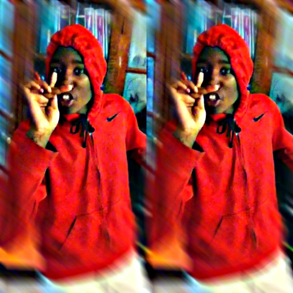 -C/O15 ✌
-RIP Tarai 
-Kik @CJBaddAzx 
-Click Thaa Bluee Button Green/Grey
