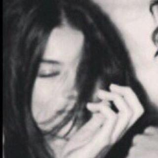 lez_bado's profile picture. احب الاشخاص الحنونين اللي يضموني بحكيهم قبل جسدهم