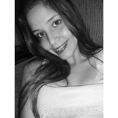 “Vivemos em um mundo cheio de pessoas fingindo ser algo que não são.”