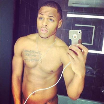 DatDudeDeonee's profile picture. Young nigga 23 and mixed. Stand 10 toes and gettin it