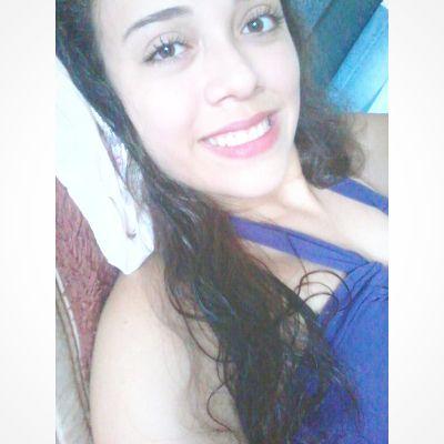 O motivo do meu sorriso está nos olhos de uma menina que sonha.