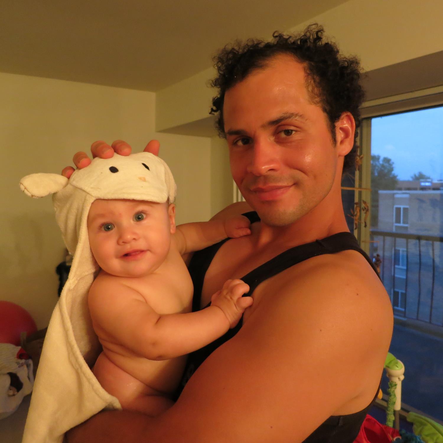 cromanon79's profile picture. futbol,política,música.