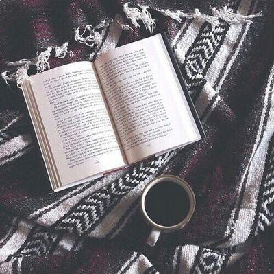 bxxkslife's profile picture. Vivir sin leer seria vivir sin vivir