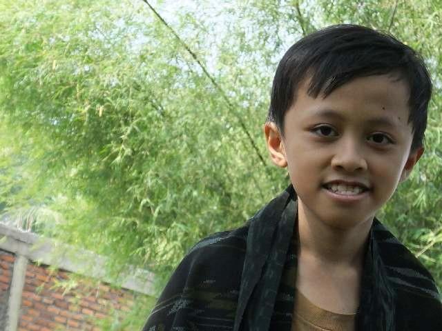 friend, your smile make me happy ...