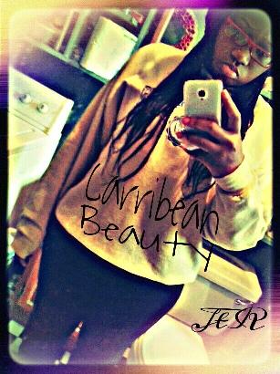 My namee is Jaliyn but u can call meh jay i like 2 have fun and if you decide 2 follow meh ii mighnt return u the favor. 
Ur Official Girl,
Jaliyn