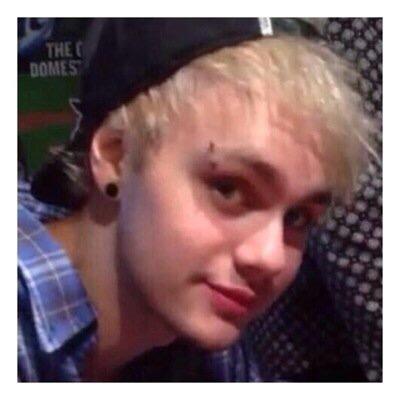 sk8erboimuke009's profile picture. 