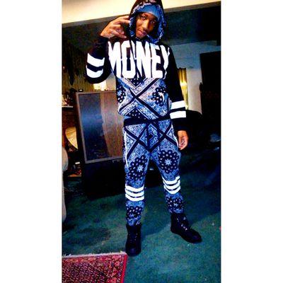 -SGMB-...Tana Blk ⛽ 
Just a young nigga living that that lifestyle takin it day by day my niggas motto is Act Stupid The Gat Shootin
#124