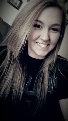 i love to do hair, and i love bein with my friends and family.but im just me and if you dont like it too bad :)