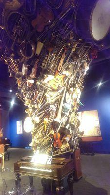 pt3b's profile picture. Trombone