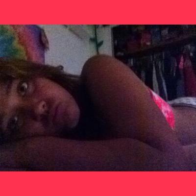im weird. 
i hope you are too (;