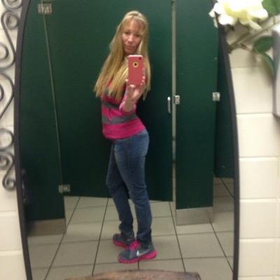 MistyDawnParke1's profile picture. Hi ... just cha cha chilling ❤️❤️❤️