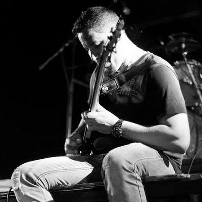 lacp17's profile picture. Venezolanó,catolico, caraquista amante de la buena música y la libertad...