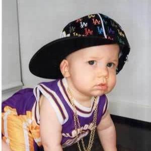 YO MA DAWGS IM GANGSTA BABY! WATS POPPIN? IGHT U JUST FOLLOW ME AND WE CHILL,KNOW WUT IM SAYIN'!