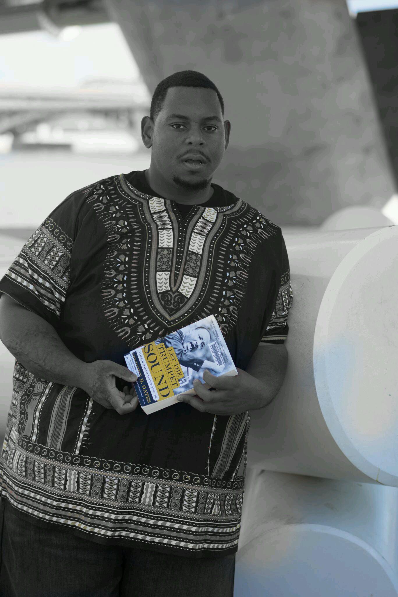 FlacoSauve's profile picture. Rapper and Trip Hop Lyricist:
Millinaire Mindset Associate
Sound Propagation Diplomat
Big E Nuff AKA Flaco Sauve'