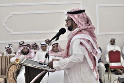 ‏‏‏‏‏الشعر هو زادي وانا للشعر زاد .. يشرب من احساسي وانا اشرب قراحه