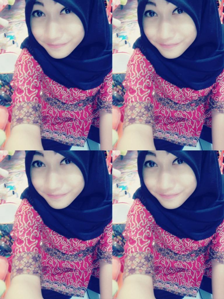 lianahusna94's profile picture. 