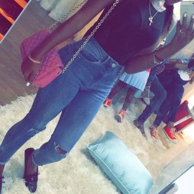 Nay❤️⚡️  • Instagram: nayara499 ☺️