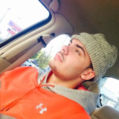 MWP T-Wolves junior Instagram: the_kid_24_ Kik: 3v3r3tt Snapchat: evyy_3 Ask.fm: Everett_Davis Ravens and Cowboy Nation