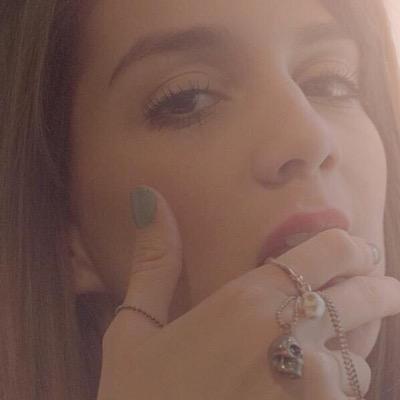Actriz. México. Contacto  Management/PR: @mmstylingmedia @mendozamel