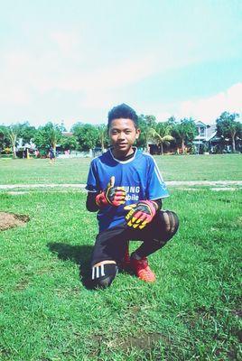 Penjaga Gawang Satria Perkasa FC |Anti Rokok | Real Madrid Indonesian Fans Club | ~*LionNade*~ | Aremania | SMP Negeri 2 Jiwan | SMK GULA RAJAWALI Madiun