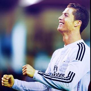 ♥Football player: حساب رياضي بشكل خاص واحيانا شعر