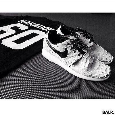 PornRunRoshe's profile picture. TIENDA ONLINE.  ROSHE RUN // AIR MAX❗MAS PRODUCTOS Y INFORMACIÓN POR
✉MENSAJE DIRECTO